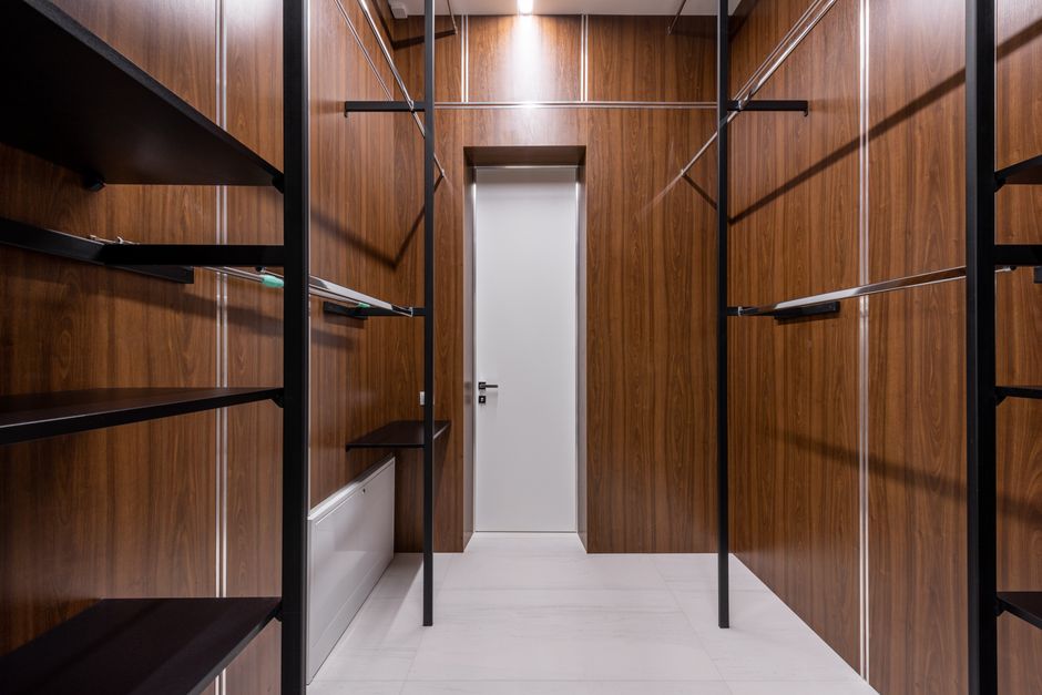 How to Maximize Closet Space in a Small Apartment Without Renovation