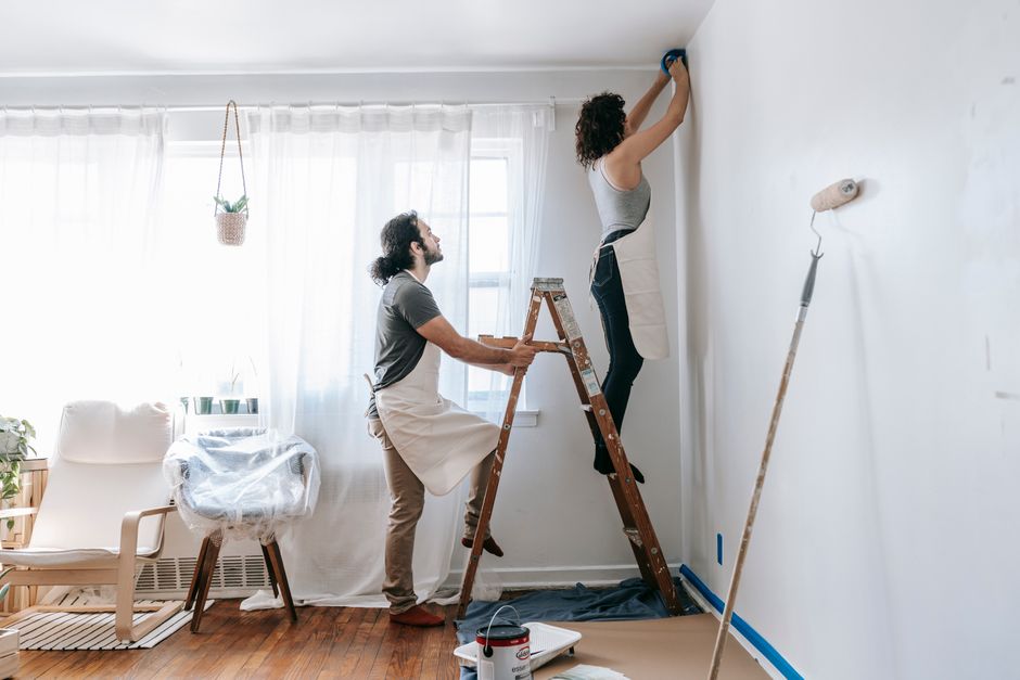The Weekend Warrior's Guide to Wall and Ceiling Repairs