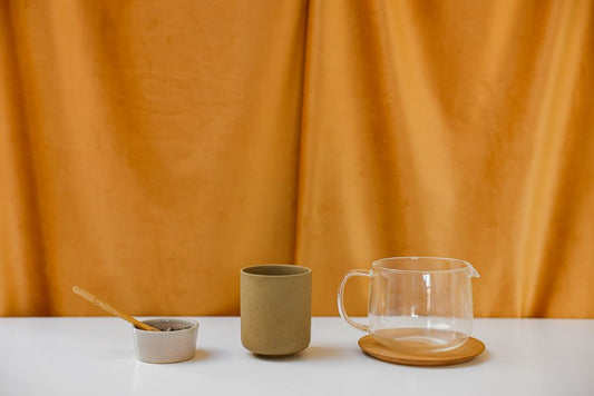 Tea Brewing Vessels: How Material and Shape Change What Ends Up in Your Cup