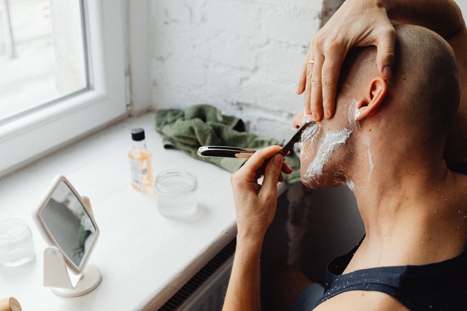 Shaving Bumps, Nicks, and Razor Burn: How Basic Wound-Care Logic Improves Everyday Grooming
