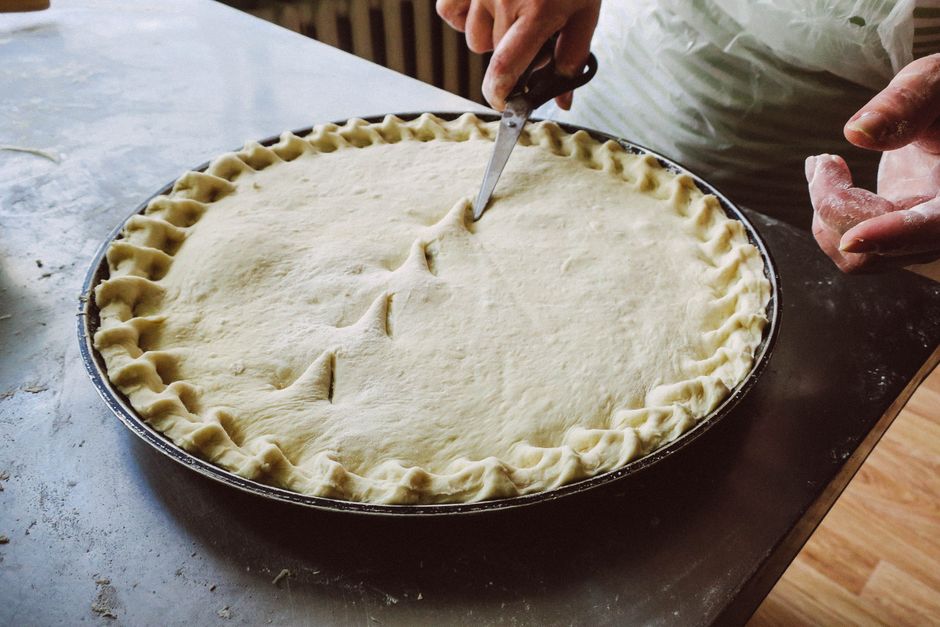 Why Pie Dough Gets Tough, Soggy, or Shrinks: How Moisture Moves Through Pastry