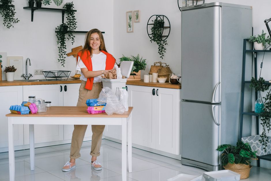 How to Create a Zero-Waste Fridge Organization System for Fresher Produce and Less Spoilage