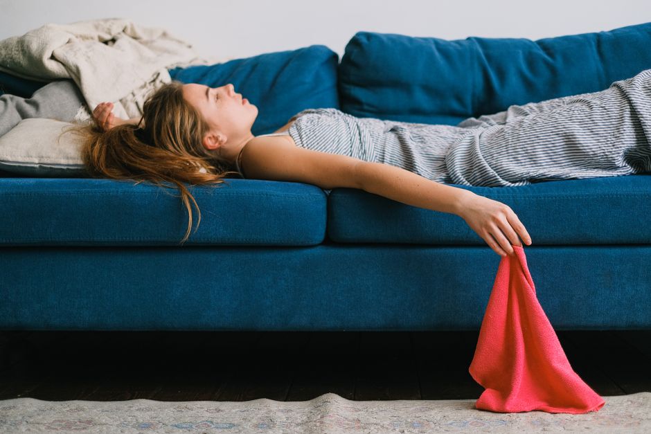 Paper Towels, Rags, or Reusable Cloths: Which Choice Actually Lowers Household Impact?