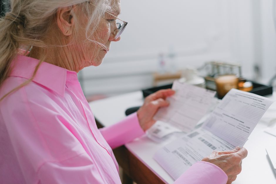 How to Set Up a Low-Maintenance Paper Management System for Seniors