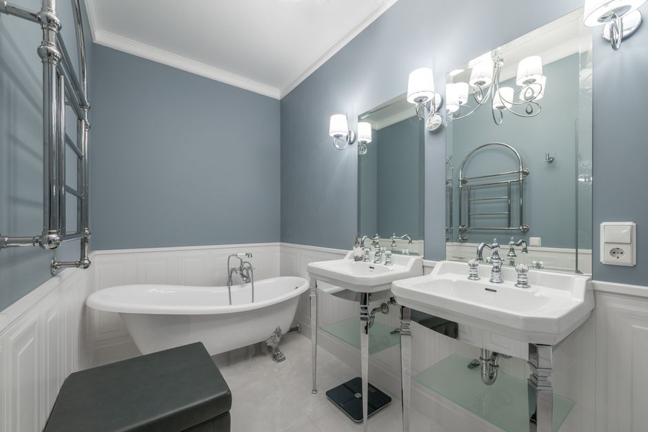 How to Repair a Chipped Bathroom Sink or Tub Without Professional Help