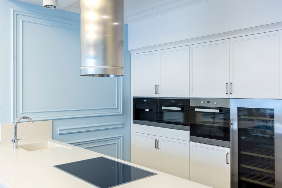 The Hidden Lifespan Killer: How Your Oven Hood & Filters Drain Appliance Longevity