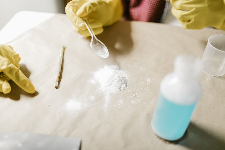 Baking Soda Cleaning for Beginners: The 5-Zone System That Makes Home Care Effortless