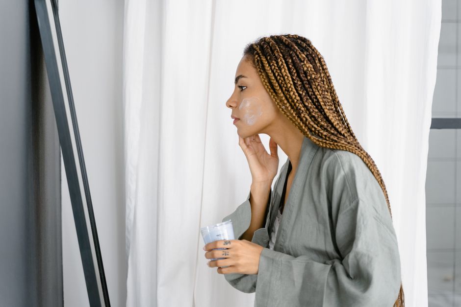 How to Build a Morning Recovery Routine After a Late Night: Skin, Hair, and Energy Tips