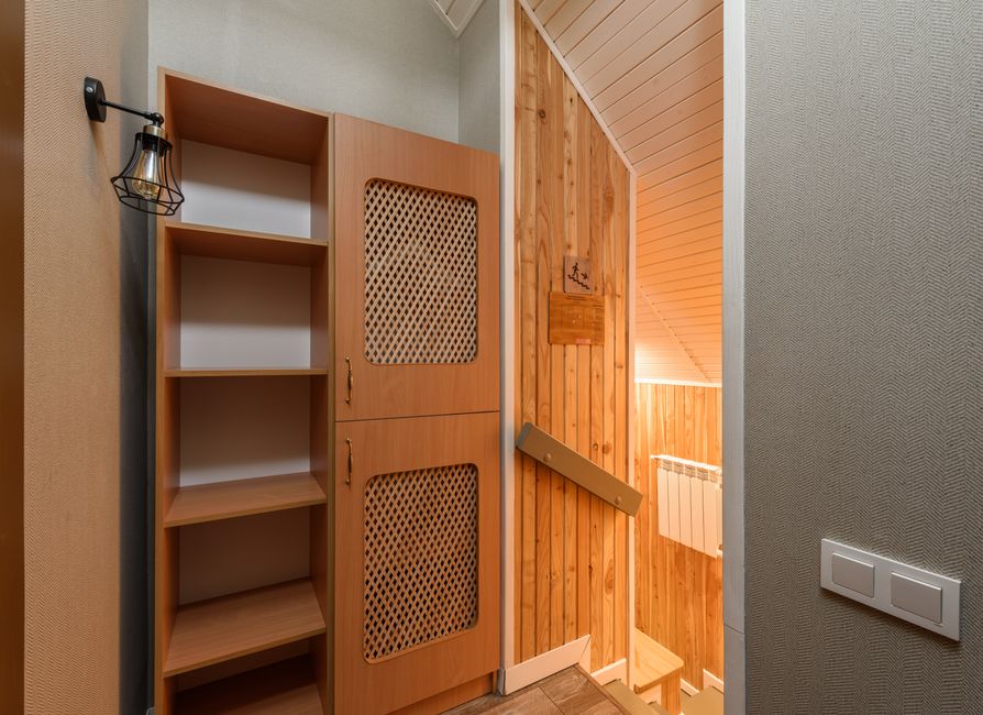 Mudroom Storage in Awkward Spaces: When Is a Corner Cabinet Worth Using?