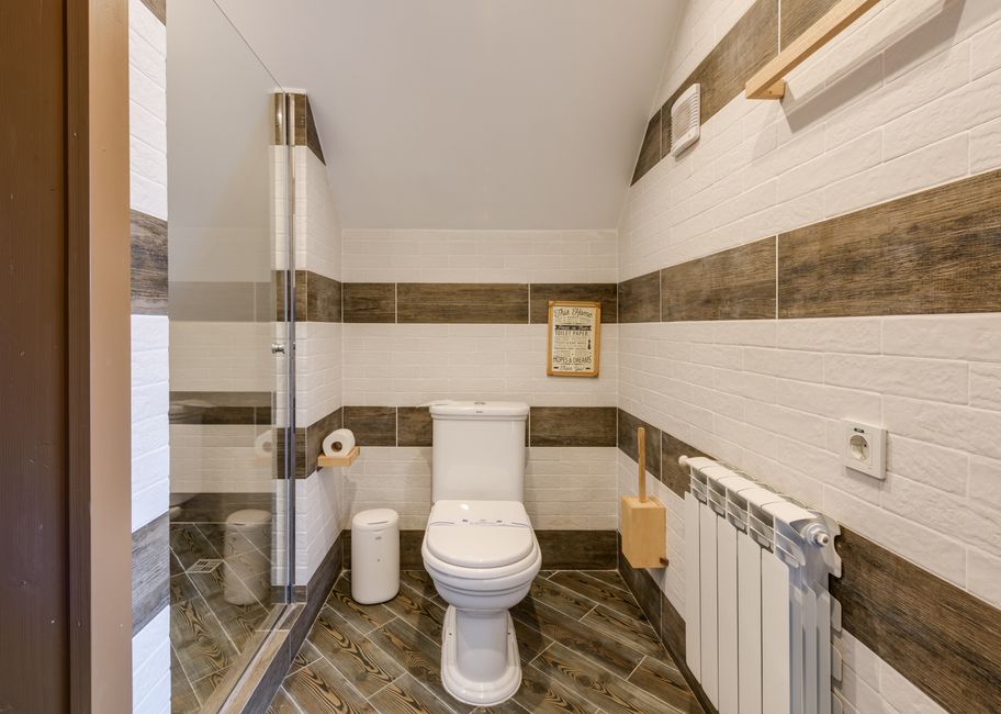 Why Two Bathroom Fans Can Move the Same Air but Dry the Room Differently