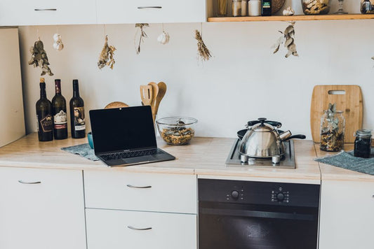 Batch Cooking on a College Budget: Smart Rice, Storage, and Safety Tips