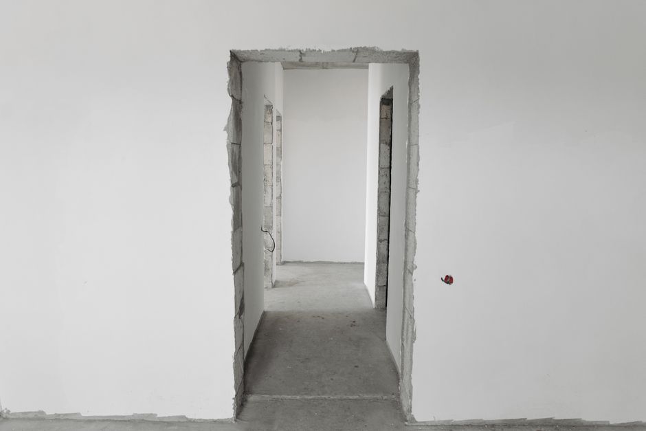Caulk and Seal an Entire Room in Under an Hour: A Practical Plan