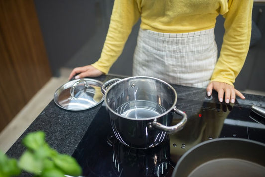 Induction Cooktop Care: 7 Common Mistakes That Shorten Its Life