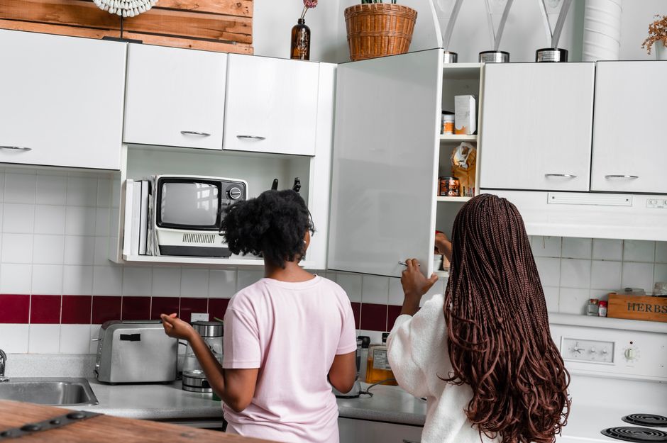 Why Your Microwave Cooks Unevenly and How to Fix It