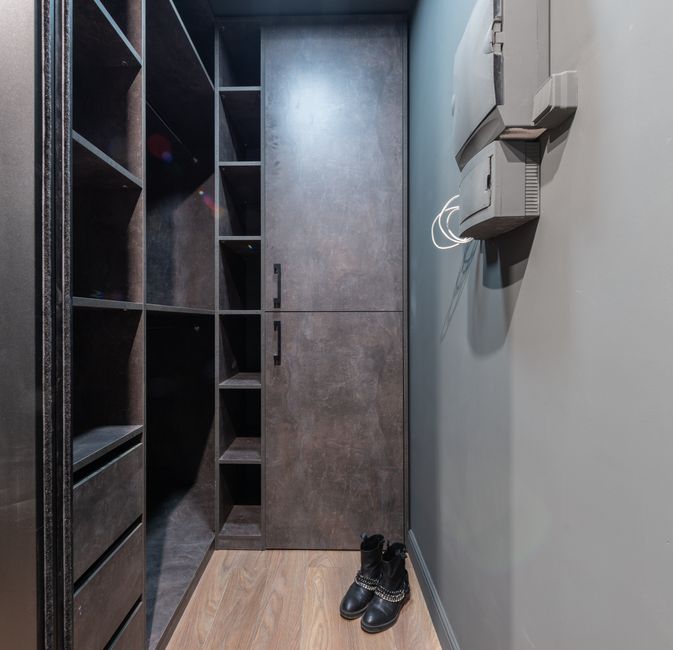 Linen Closet Organization for Small Spaces: The Complete Guide to Maximum Storage