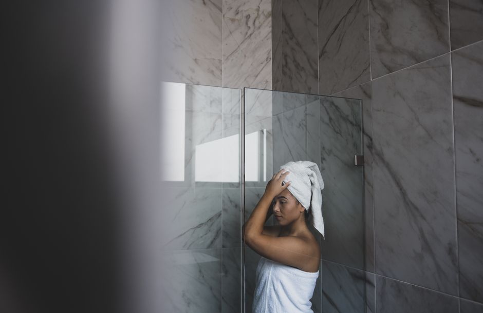 A Seasonal Bathroom Refresh: Your Year-Round Cleaning Routine