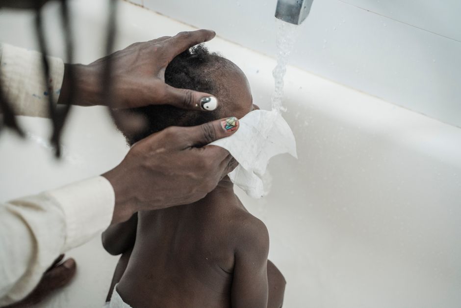Do Reusable Baby Wipes Actually Cut Household Waste?