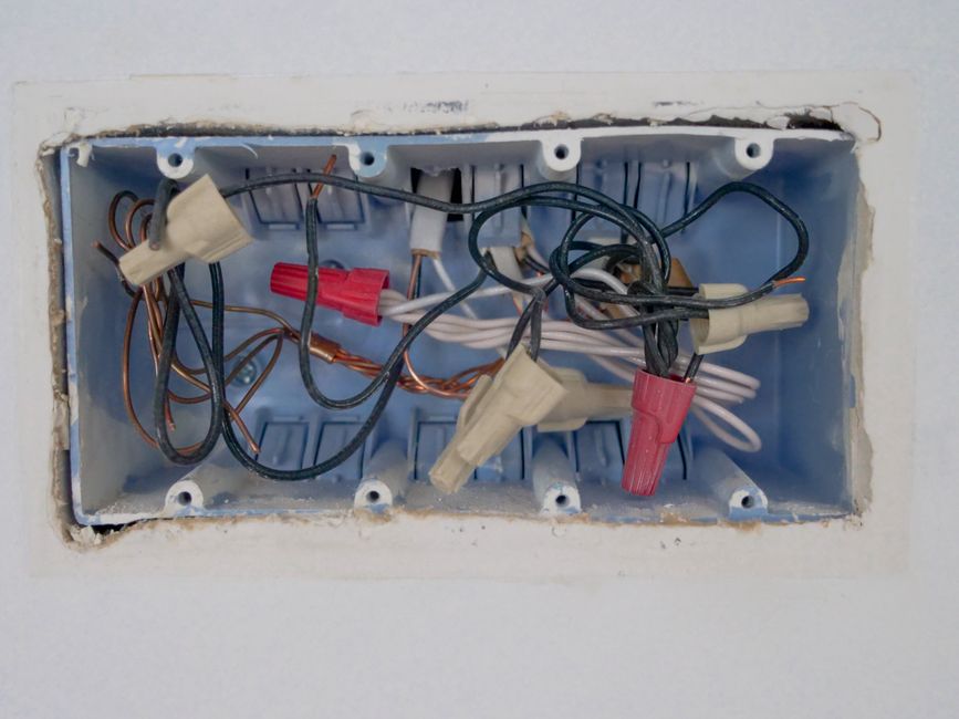 Why Thermostat and Wall-Control Repairs Rarely Last When Low-Voltage Wiring Is the Real Problem