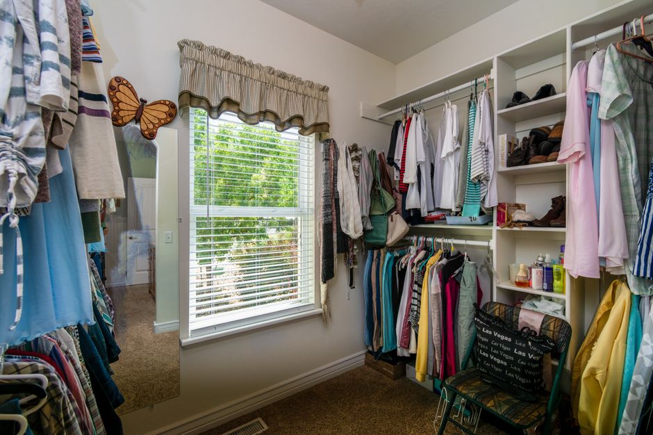 Vertical Clearance Is Not Storage: How to Judge Overhead Space Before You Fill It