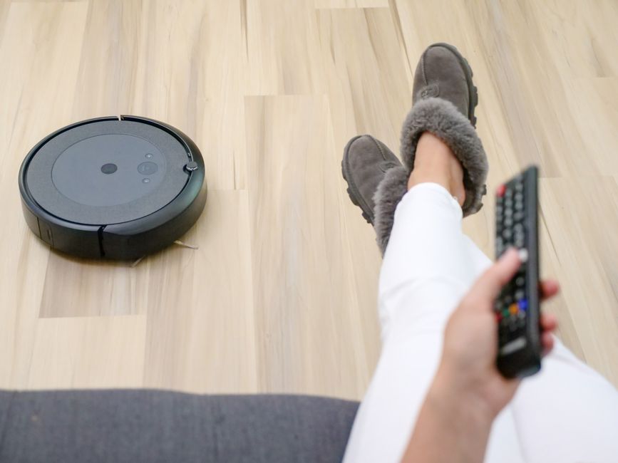 Robot Vacuum Maintenance for Renters: Keep Your Deposit and Your Sanity