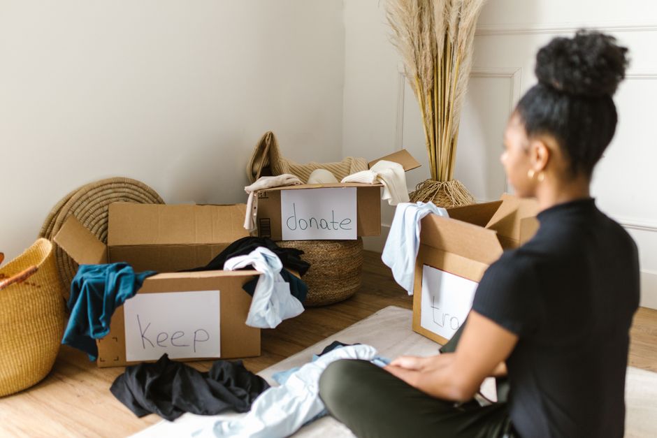 How to Organize a Laundry Room on a Budget: Decluttering Without Rebuying