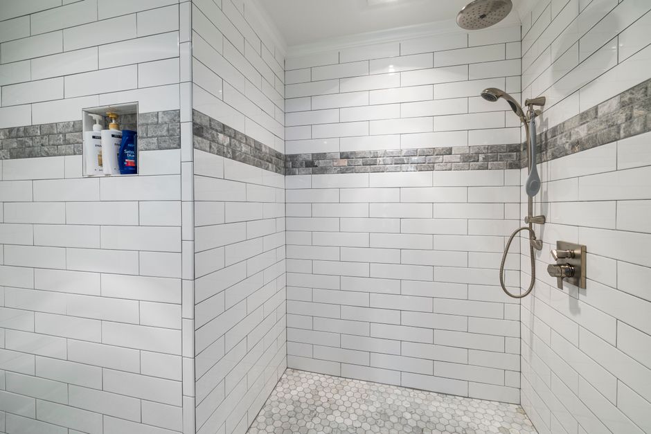 5 Common Caulking Mistakes That Ruin Your Sealant Job (And How to Avoid Them)