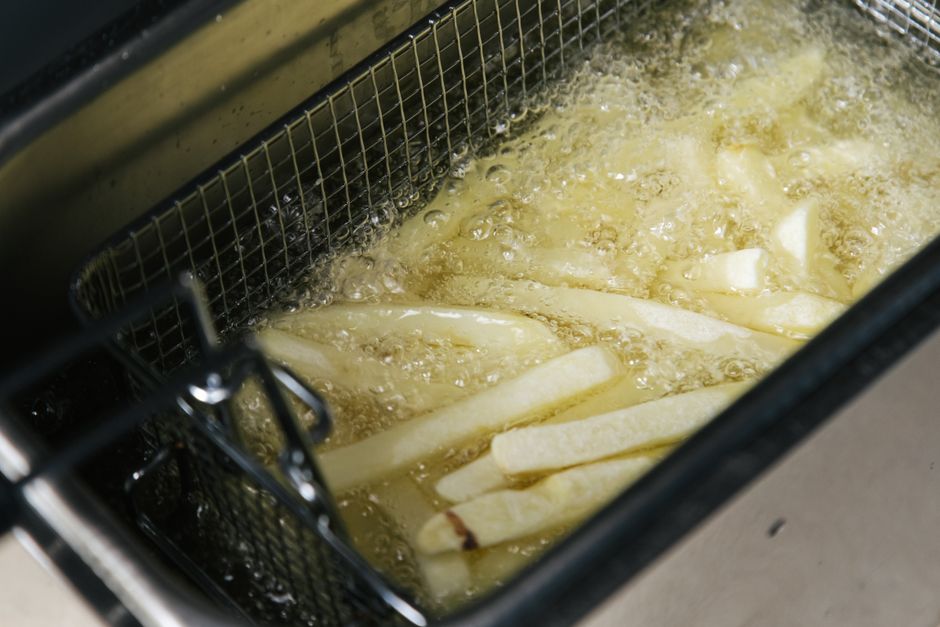 Why Air Fryer Energy Use Changes With Load, Temperature, and Time