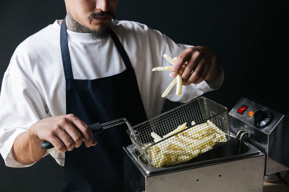Natural Air Fryer Cleaning Methods That Actually Work