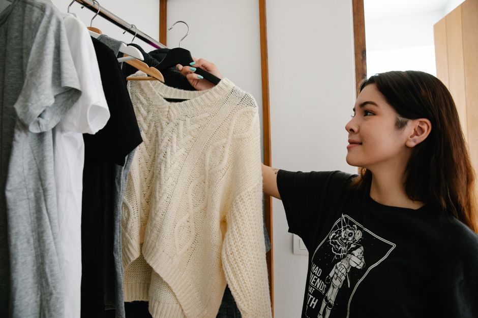 How to Organize Seasonal Clothes Without Losing Your Mind