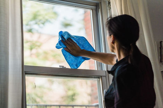 Why Window Cleaner Leaves Streaks on Rental Windows and How to Fix It