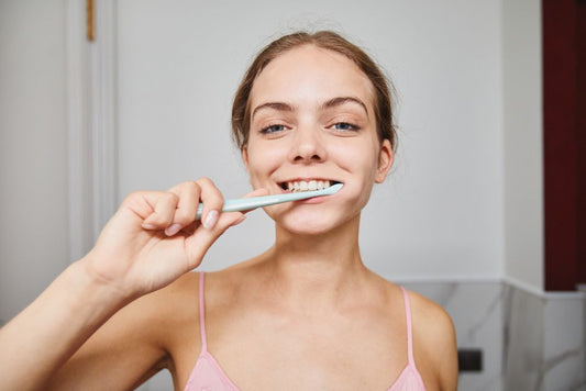 Teeth Whitening Mistakes: Why Your Whitening Routine Isn't Working and What to Do Instead